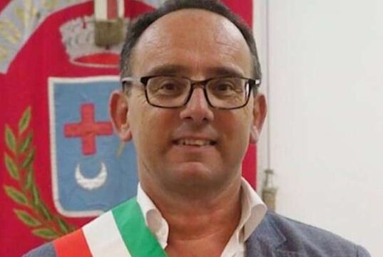 Luni, Alessandro Silvestri confermato sindaco con il 76,52% Luni, Alessandro Silvestri confermato sindaco con il 76,52%