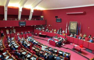 Area Campostano a Nervi, Tursi modifica il Puc: più parcheggi e stop alla piscina Sospensione consiglio comunale dal 15 al 22, in disaccordo Cristina Lodi