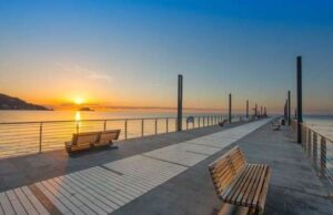 Molo di Alassio vietato alla balneazione Molo di Alassio