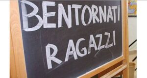 Scuola, niente misurazione temperature e niente dad per i positivi
