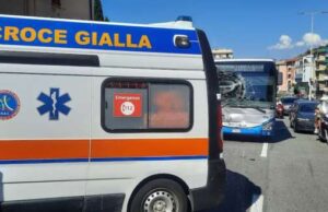 Cade da muraglione corso Italia, donna grave al San Martino Investimento pedonale a Quarto: grave donna di 40 anni