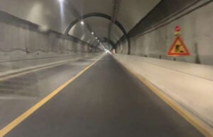 Tunnel delle Ferriere, nuovo orario di apertura dal 3 ottobre Tunnel delle Ferriere senza pace, ancora chiusure per lavori
