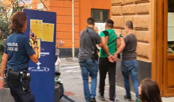 Arresto straniero in via San Vincenzo