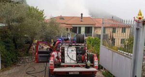 Incendio abitazione a Quezzi, fiamme spente dai VVF