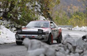 Il 4° Giro dei Monti Savonesi Storico ad Albenga con 68 equipaggi Il 4° Giro dei Monti Savonesi Storico ha richiamato ad Albenga 68 equipaggi