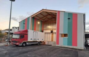 Operativo da questa mattina il nuovo Mercato dei Fiori Operativo da questa mattina il nuovo Mercato dei Fiori, a Bolzaneto: sono iniziate infatti questa mattina le vendite in via Sardorella