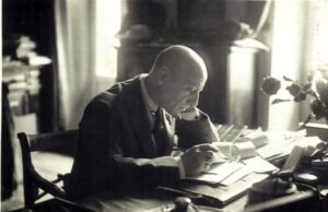 Quando D’Annunzio veniva a Varazze Quando D’Annunzio veniva a Varazze, confermate le visite di Dannunzio nella cittadina rivierasca