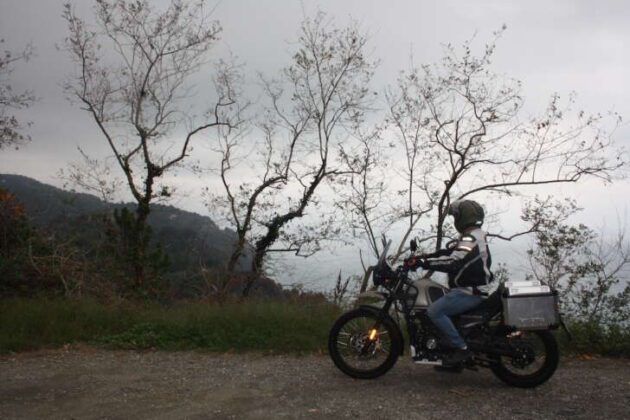 In Liguria sulla Royal Enfield Himalaya