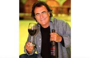 Albano Carrisi presenta a Genova con l’Ais, il Canaaneo Albano Carrisi presenta a Genova con l'Ais, il Canaaneo