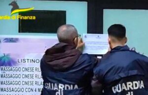 Albenga, la GdF chiude un centro massaggi per prostituzione Albenga, la GdF chiude un centro massaggi per prostituzione