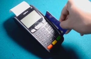 Pagamenti, stop all’ obbligo del Pos fino a 30 euro