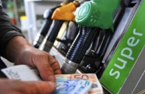Sciopero benzinai dal 25 al 26 gennaio: siamo contro ondata di fango del Governo Benzina, prezzo in aumento: in autostrada al self 2,015 euro