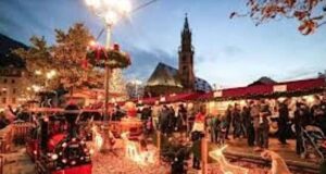 Genova capitale del Natale, tutti i mercatini in città e la Slitta di Babbo Natale