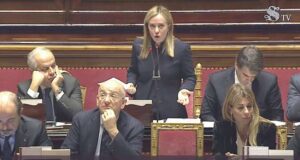Meloni e Crosetto: Pieno appoggio a Kiev. Invio nuove armi secretato ma…