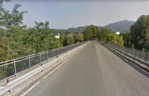 Il Servizio strade della Spezia, prove materiali sul ponte denominato Ponte Vara Il Servizio strade della Spezia, prove materiali sul ponte denominato Ponte Vara