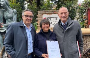 Marino Vigna firma il Muretto, Parata di campioni nell’epifania alassina Marino Vigna firma il Muretto, Parata di campioni nell'epifania alassina, dal Footgolf in Spiaggia al gran finale di Da Alassio a Olympia