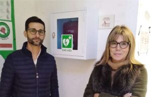 San Bartolomeo al Mare, grazie a Giovanna Ardoino per il defibrillatore San Bartolomeo al Mare, Grazie a Giovanna Ardoino per il defibrillatore per la Palestra comunale Salerno: "Sensiblità e amore per il paese"