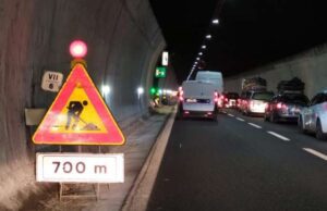 Caos autostrade, niente App gratuita per utenti. Piana: Regione Liguria interverrà con fermezza Cantieri infiniti e caos autostrade: incidente con tre feriti in A12. Coda di 7 chilometri