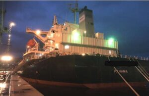 Nave battente bandiera panamense detenuta nel porto di Savona Nave battente bandiera panamense detenuta nel porto di Savona