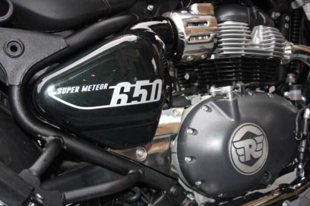 Anteprima unica: Royal Enfield Super Meteor 650