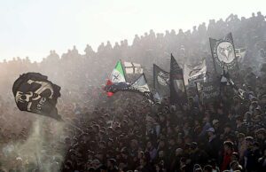 Scontri Spezia-Napoli: prosciolti 61 ultras indagati Scontri Spezia-Napoli: prosciolti 61 ultras indagati