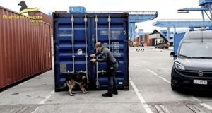 Maxi sequestro di coca in porto a Genova, 4 arresti della GdF