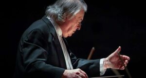 Carlo Felice, Concerto Ciclo Beethoven al posto di Novecenti