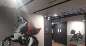 Bansky a Genova nella vecchia biglietteria di Piazza Acquaverde
