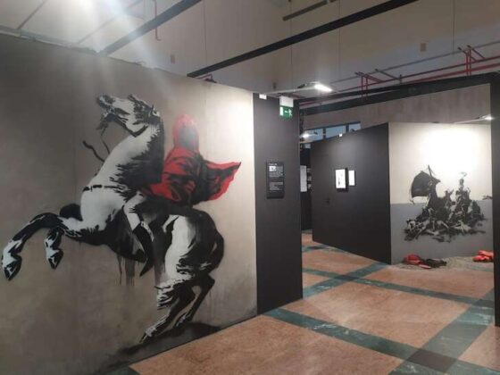 Bansky a Genova nella vecchia biglietteria di Piazza Acquaverde