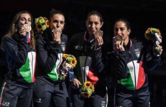 Mara Navarria, campionessa di scherma, fa tappa a Genova