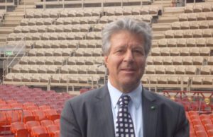 Al Carlo Felice la camera ardente per Vincenzo Spera Al Carlo Felice la camera ardente per Vincenzo Spera