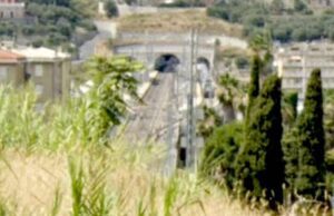 Uomo trovato morto in galleria, sospesi treni a Imperia Uomo trovato morto in galleria, sospesi treni a Imperia