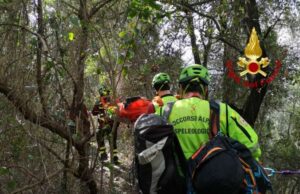 Due 70enni scomparsi nei boschi in Val d’Aveto: ricerche in corso Escursionista s’infortuna ad una caviglia, soccorsa da VVF e soccorso alpino