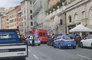 A fuoco appartamento in via Gramsci, traffico sostenuto in zona A fuoco appartamento in via Gramsci, traffico sostenuto in zona