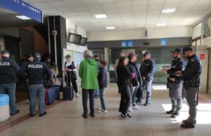 Ponte Pasqua, i controlli della Polizia: 3 persone denunciate Ponte Pasqua, i controlli della Polizia: 3 persone denunciate