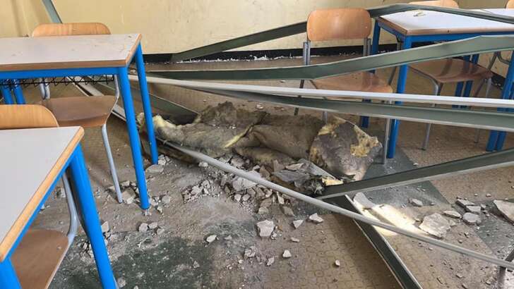 Crollo controsoffitto scuola Barabino, oggi la scuola è chiusa