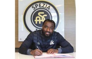 M’Bala Nzola firma per lo Spezia fino al 2026 M’Bala Nzola firma per lo Spezia fino al 2026