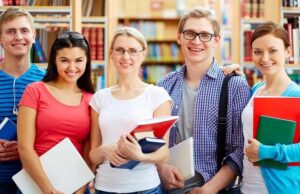 Recco, scuole superiori: borse di studio regionali agli studenti