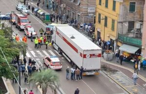 Omicidio stradale Cornigliano, conducente Tir è 42enne marocchino: indagato