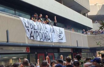 Un migliaio di tifosi della Sampdoria in Corte Lambruschini