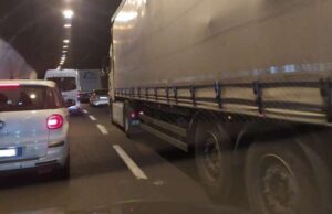 Disastro Autostrade sul nodo genovese: ancora code chilometriche in A12