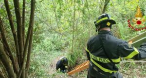 Favale, uomo cade in un dirupo: soccorso dai VVF e dal 118