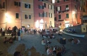 Cade in mare a Boccadasse, 20enne genovese in codice rosso al S. Martino