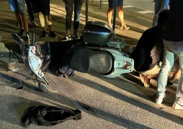 Scooter falciato da auto in fuga. Pirata della strada preso