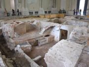 Alla Loggia di Banchi proseguono gli scavi archeologici