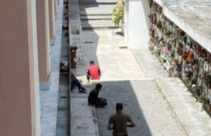 Ventimiglia, stop ai migranti nel Roja: installate recinzioni. Vigilantes al cimitero