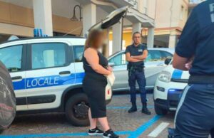 Loano, la Polizia locale incastra coppia di borseggiatori Loano, la Polizia locale incastra coppia di borseggiatori