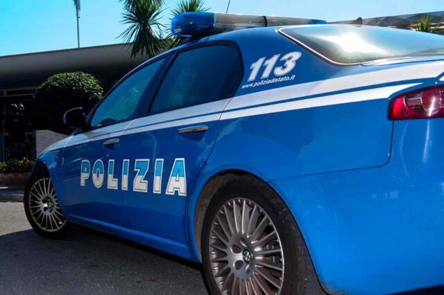 Donna perseguita donna: 38enne indagata per stalking Donna perseguita donna: 38enne indagata per stalking