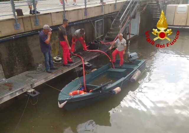 Maltempo, intervento dei VVF su imbarcazioni e pescherecci in Darsena