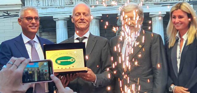 Il Bristol Palace Hotel festeggia insieme a Genova la quinta stella Il Bristol Palace Hotel festeggia insieme a Genova la quinta stella